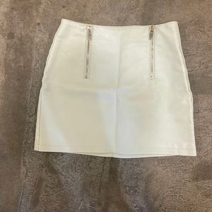 Forever 21 mint pleather zippered mini skirt
